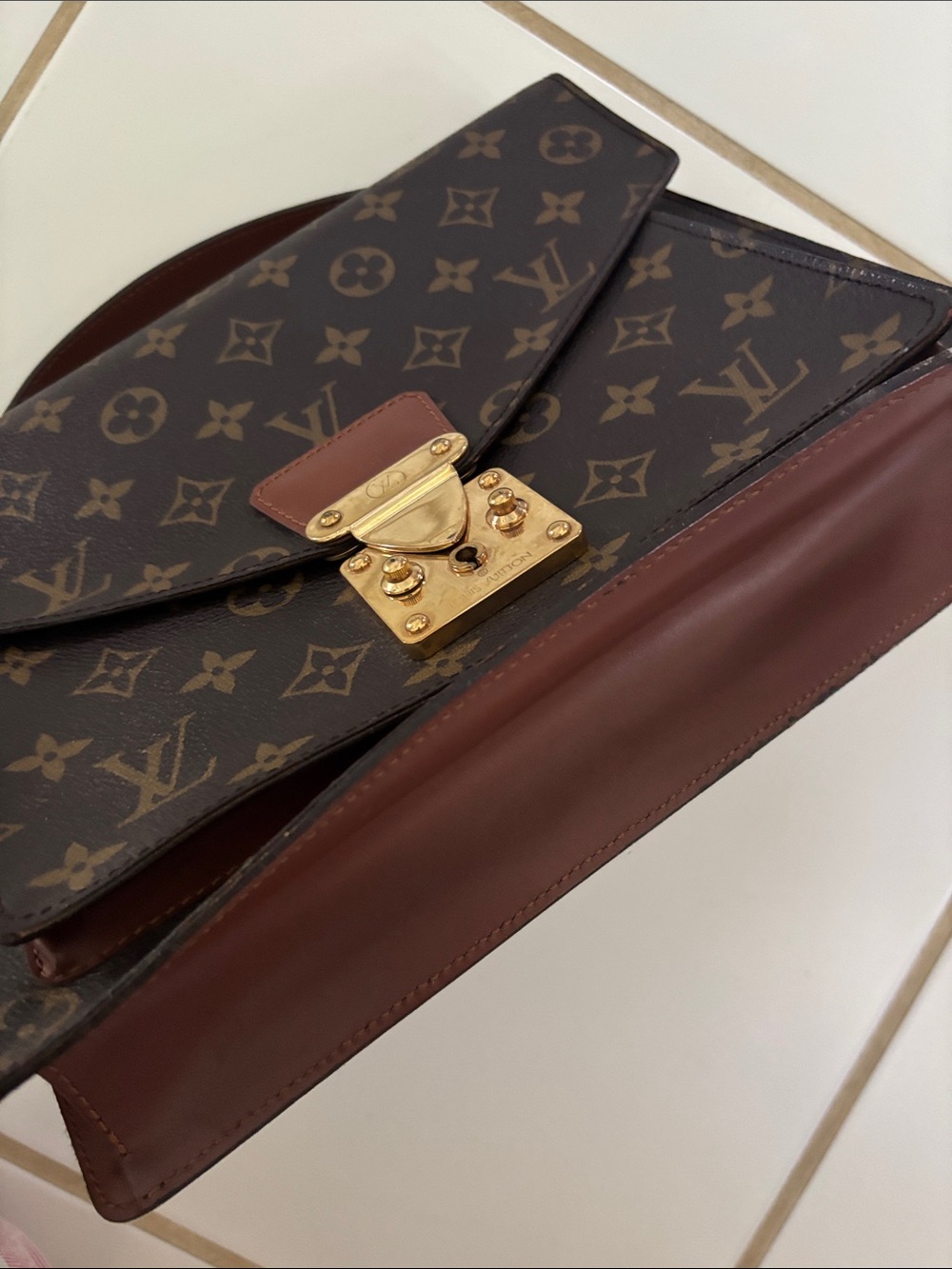 Louis Vuitton Monceau 28 Monogram Canvas Satchel in Brown with Gold Hardware - Picture 16 of 17